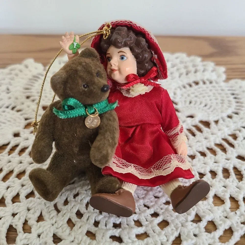 1993 Hallmark Keepsake Christmas Ornament Julianne and Teddy Special Edition VTG